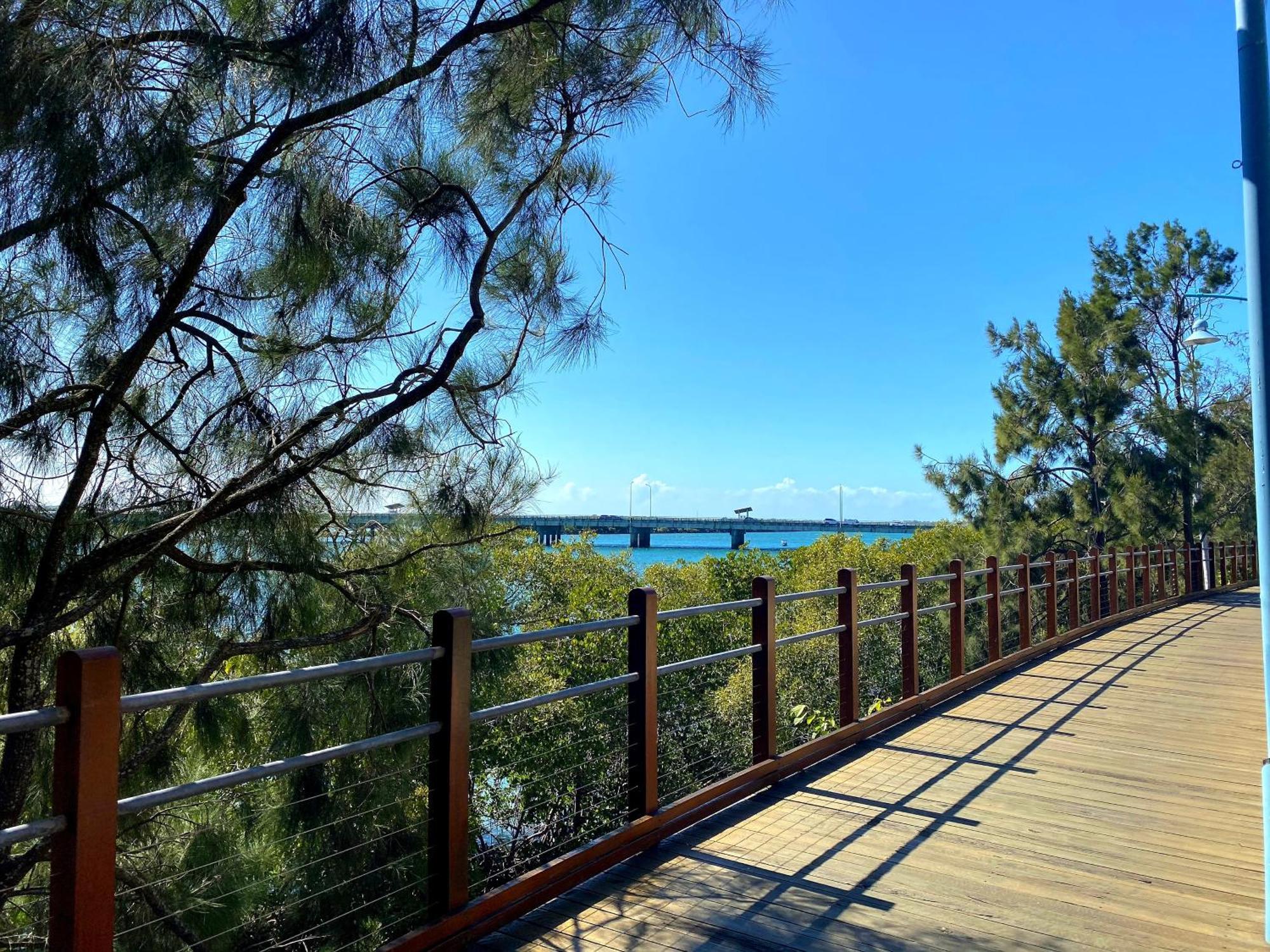 Riviera Mackay Aparthotel Luaran gambar