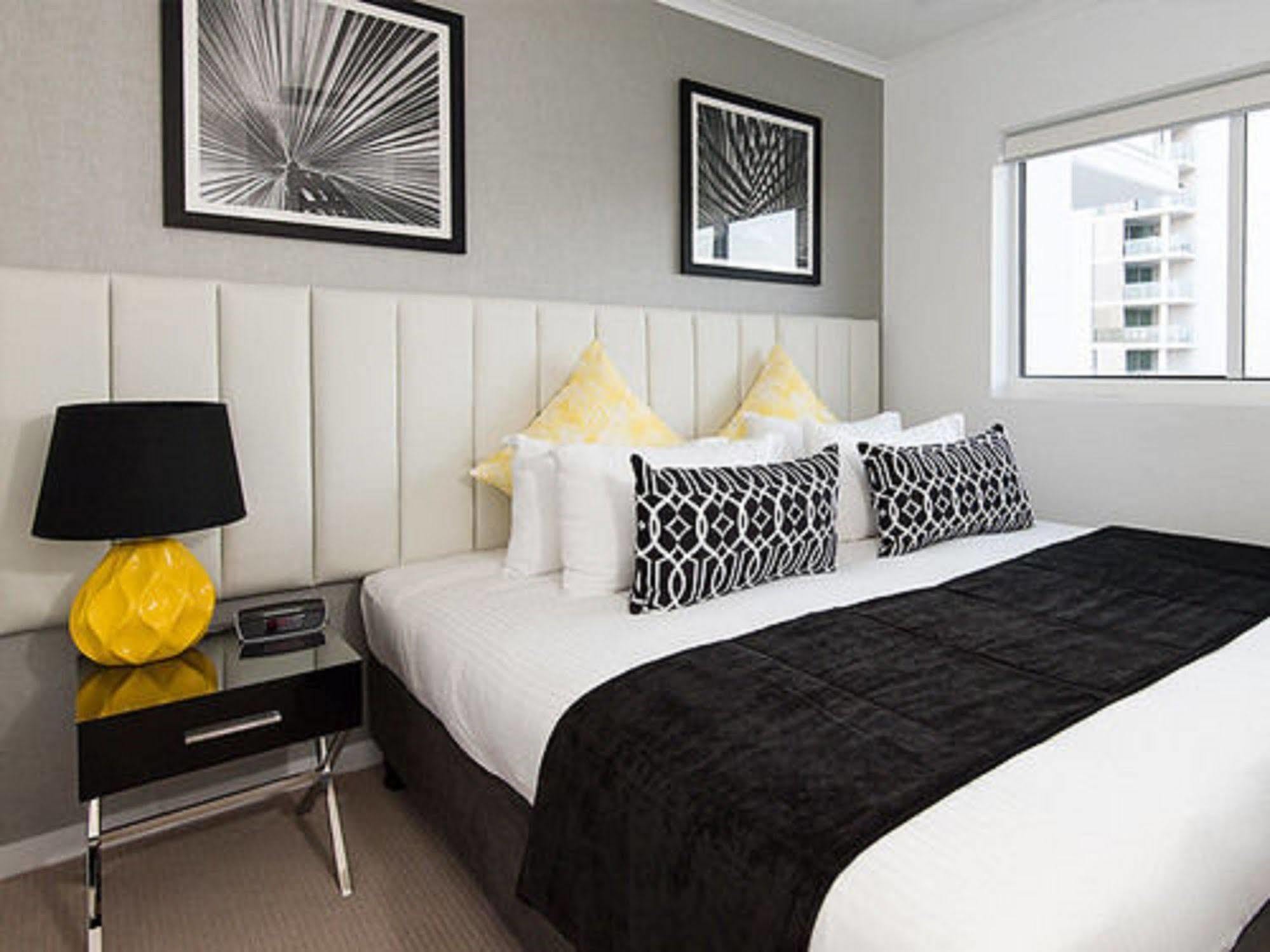 Riviera Mackay Aparthotel Luaran gambar